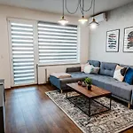 Apartment Ah Radnica Iv