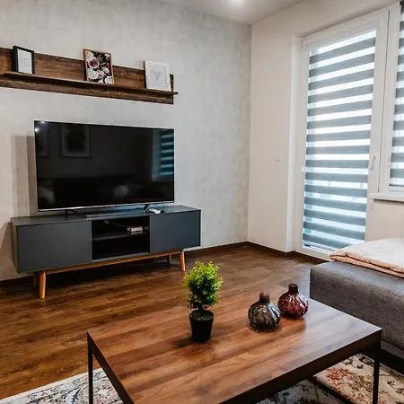 Ah Radnica Iv Free Parking Košice