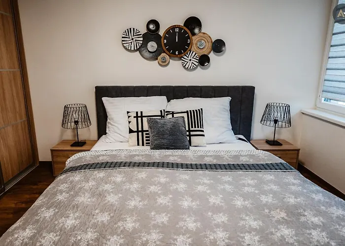 Ah Radnica Iv Free Parking