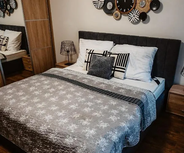 Ah Radnica Iv Free Parking Košice