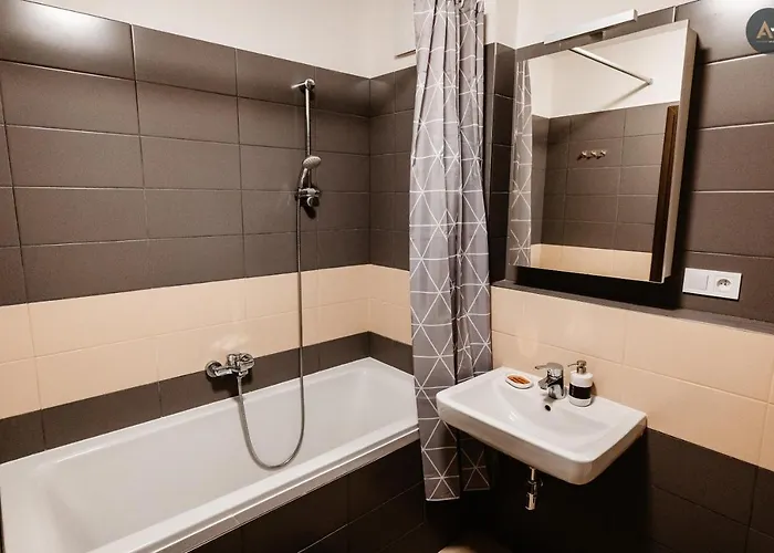 Ah Radnica Iv Free Parking